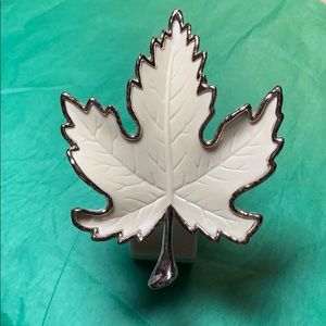 Bath & Body Works Maple Leaf Wall Flower